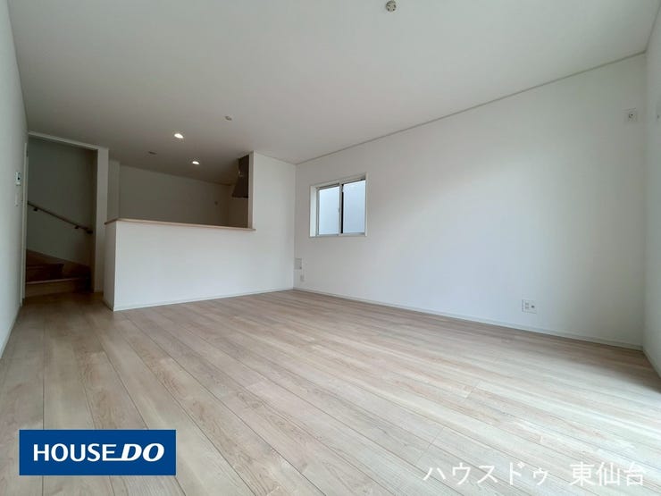 リビングダイニングキッチンは広々15.5帖!