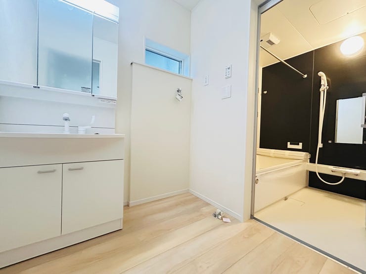 ◇清潔感溢れる洗面室☆