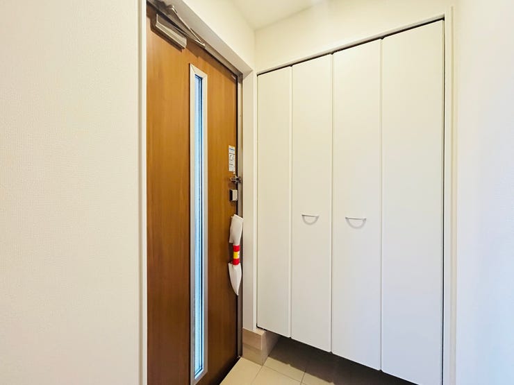 ◇内観から見た玄関もお洒落♪