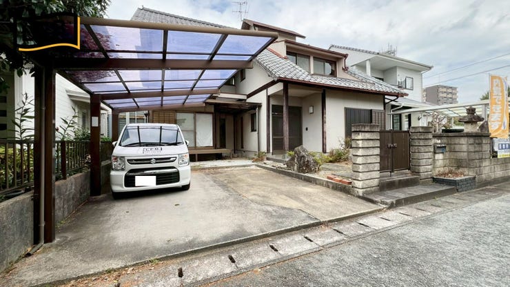 【外観】
リフォーム相談も承っております!お気軽にご相談ください♪