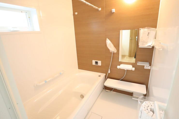 ◇浴室◇ 同仕様
一坪サイズの浴室で足が伸ばせて快適です♪
浴室暖房乾燥機付で、雨の日でも洗濯物が乾かせます♪