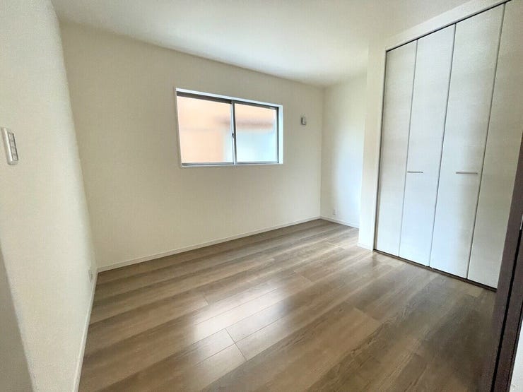 ◇洋室◇ 同仕様
1階洋室はリビングに隣接しており、お子様の遊び場やテレワークルームにもなります。