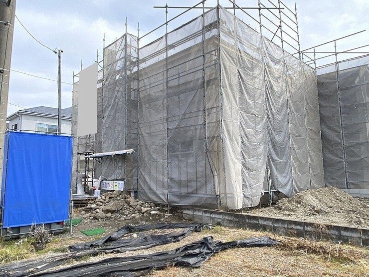 完成前の物件に限り、カラー選択やオプション工事 などのサービス特典が受けられる場合がございます。詳しくお知りになりたい方はお気軽にお問合せください。