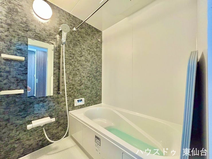 機能美と素材感が調和する、上質なひととき、ホテルライクな空間で、日常に特別感を