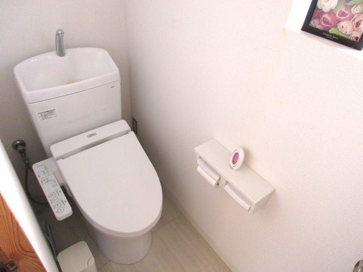 ◆洗浄便座付きです。寒い冬でも安心してお使いいただけます♪