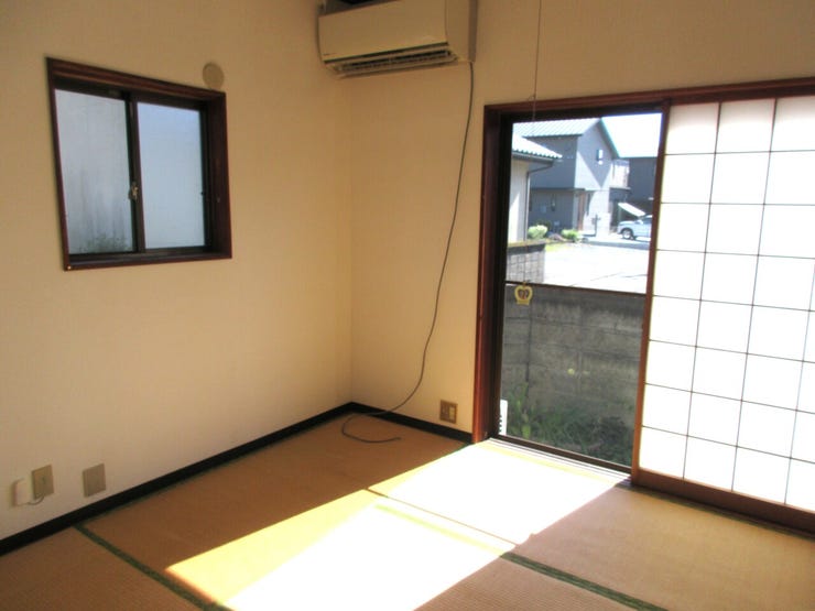 ◆1階南東和室 ダイニング横にホっと一息つける和室があるのが良いですね!