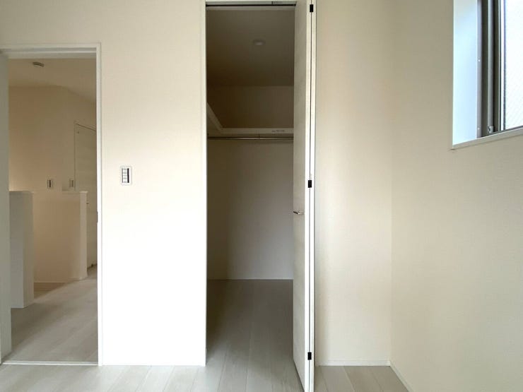 2階約6.0帖洋室(ウォークインクローゼット)