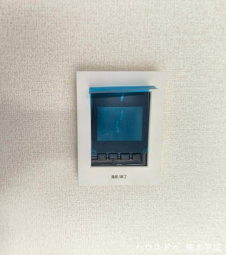 訪問者の顔が見える、防犯性の高いTVモニタ付きインターホンです