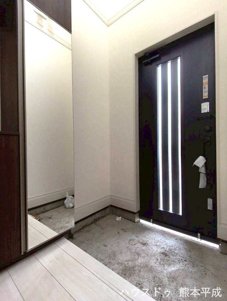 シューズボックス付きで沢山の靴を収納できます