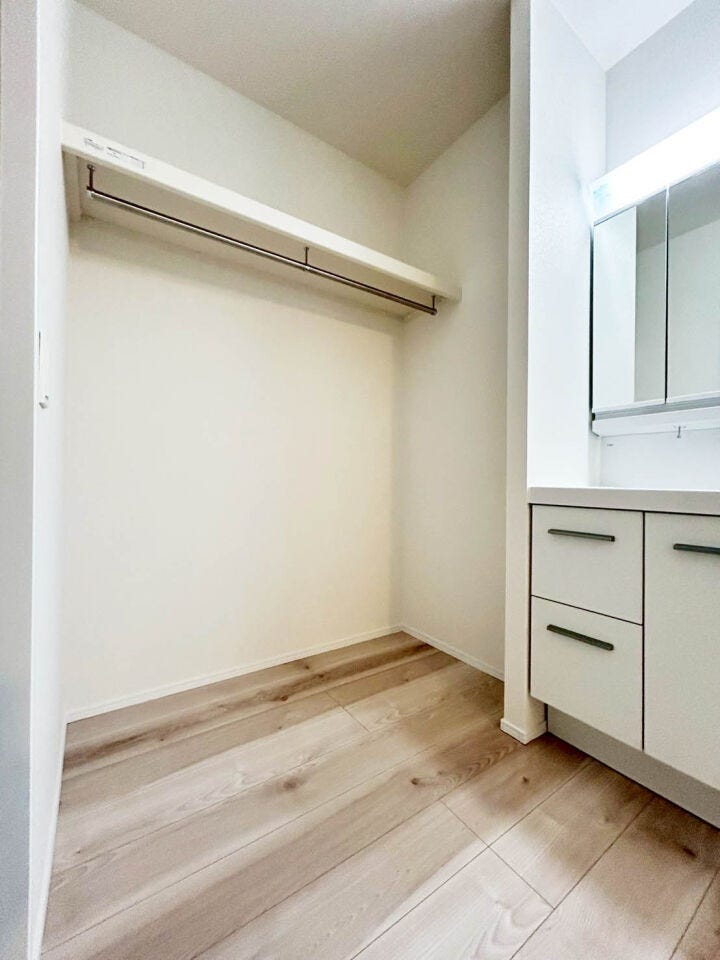 【閑静な住宅街】八幡西区御開の新築戸建♪本城小・中学校♪駐車スペース4台分♪全居室収納♪