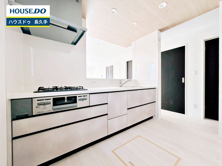 お住まい購入に向けての『質問』・『疑問』。具体的に何を準備をして進めたらいいのか?些細な事でも何でも質問して下さい。安心してお住まいが購入出来るようサポート致します!