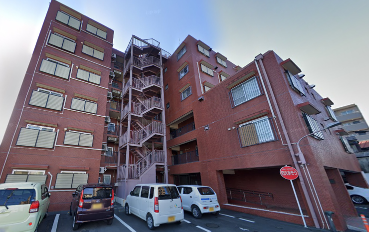 【外観】
「三田狭山ガーデン」7階建てマンション、西武新宿線「狭山市」駅より徒歩6分の好立地