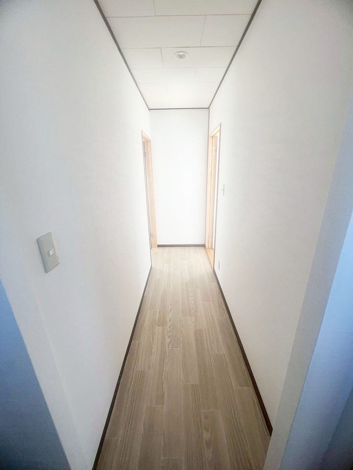 【全室フローリング】小学校まで徒歩約5分♪IHクッキングヒーター♪温水洗浄便座♪閑静な住宅街♪