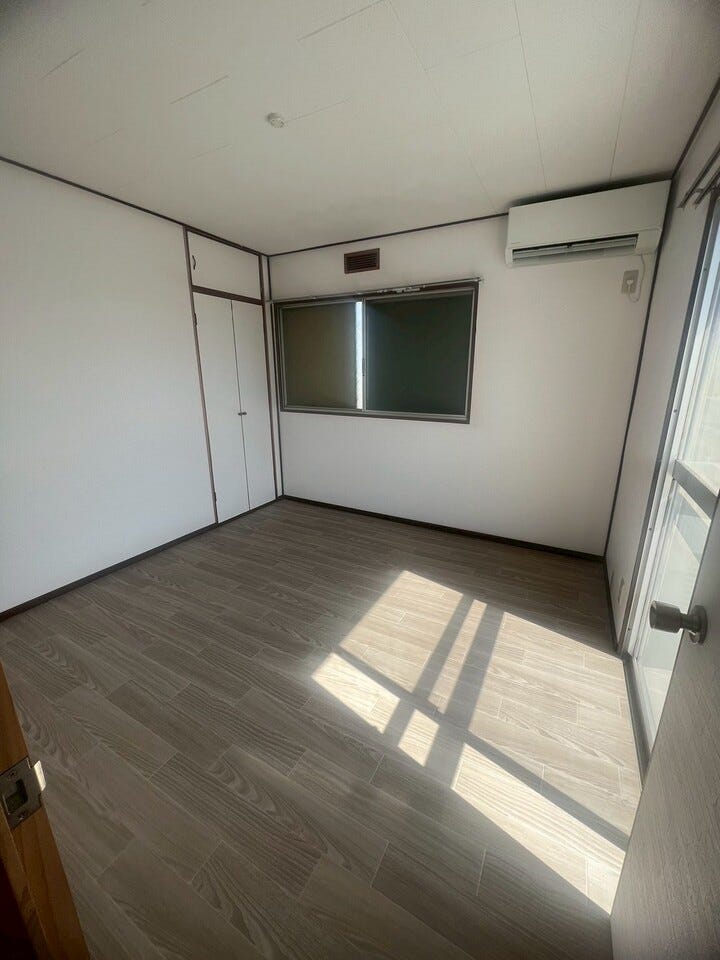 【全室フローリング】小学校まで徒歩約5分♪IHクッキングヒーター♪温水洗浄便座♪閑静な住宅街♪