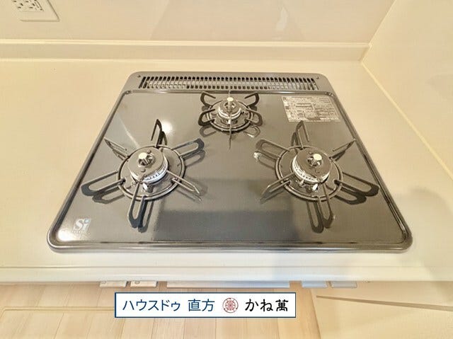 三口ガスコンロでお料理も効率よくできます