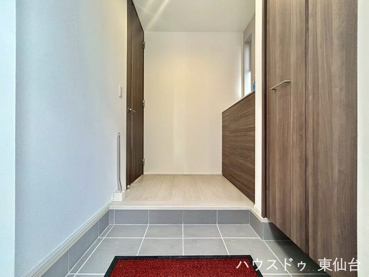 おもてなしの玄関は土間収納もあり、いつでもすっきりした玄関を保つお手伝いをしてくれます♪