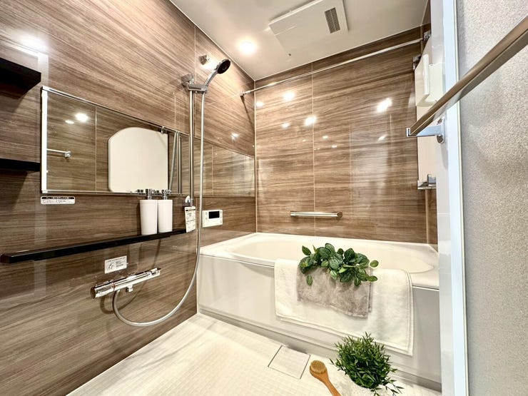 【Bathroom】リラックスできる空間で、一日の疲れを癒し、心身共にリフレッシュできます。