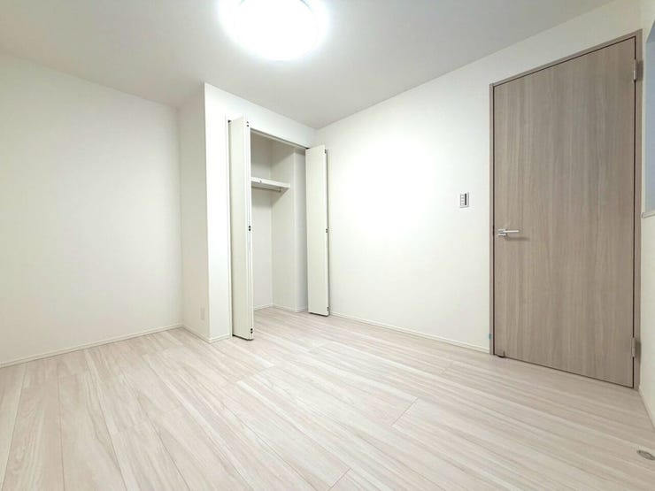 1F:5.06帖洋室は、収納に便利なCL付き