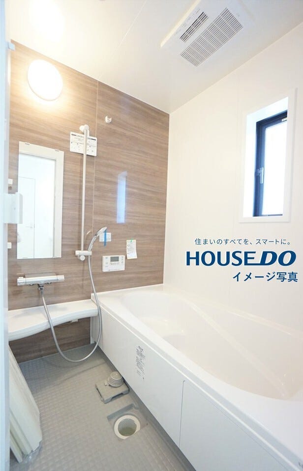 一日の疲れを癒すお風呂♪寒い季節の浴室暖房、夏の涼風運転と、一年中活躍する浴室乾燥機付きです。24時間換気で湿気をこもらせません!