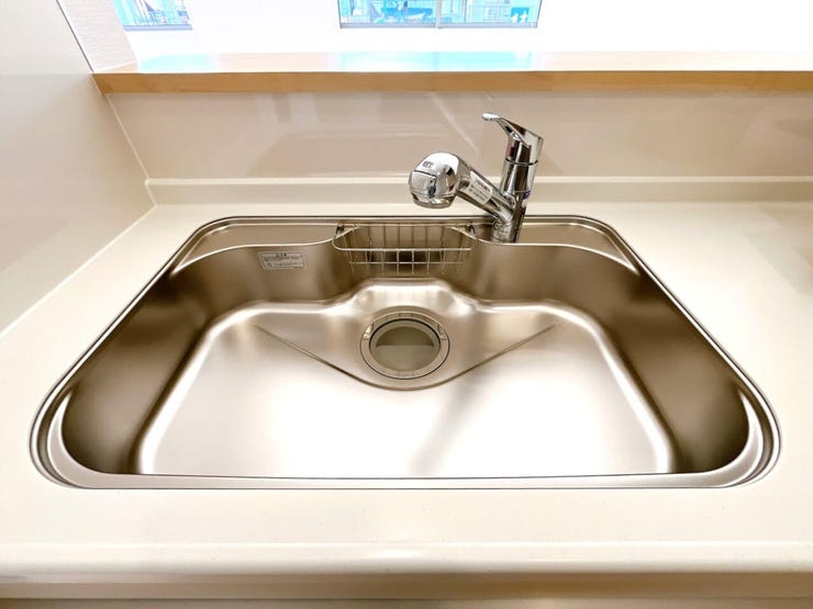 カウンターキッチンは家族との会話も増える人気の間取りです。