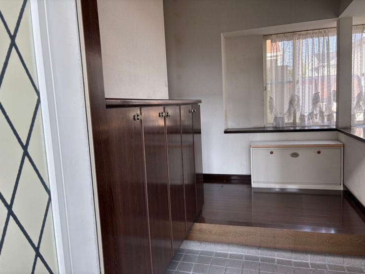 ■シューズクローク付きなので、玄関まわりがいつもスッキリ片付きますね♪