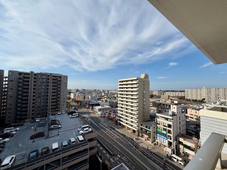 前面の建物は離れているので圧迫感がないのがうれしい♪