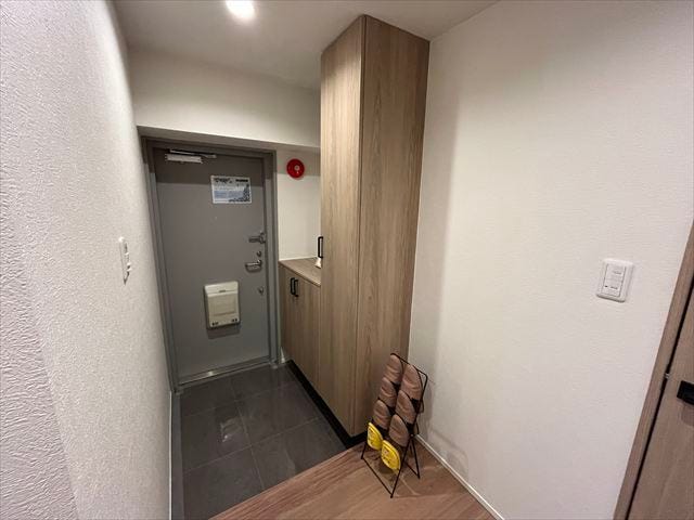 豊富な容量の靴箱で玄関周りをすっきりと保てます。安心と清潔感のある住まいの顔を演出します。