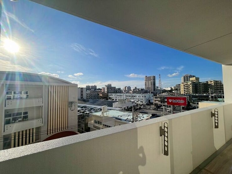 未入居時のお写真を使用しております