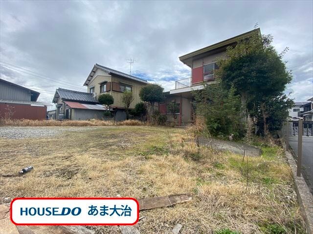 【外観】
名古屋市内へもすぐの西今宿梶村三エリアに101.63坪の売り土地の登場です。上物がありますが解体更地渡しとなります。