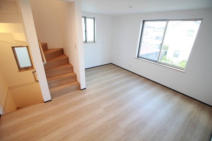 叶えたかったのは落ち着きのあるナチュラルな風合い、そして開放感があるリビングです。