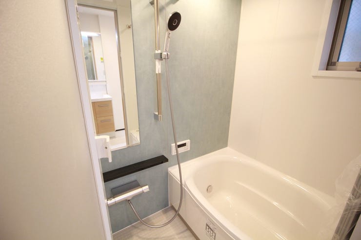 きっとあなたのバスタイムも特別な時間に変わるはず。一日の汚れとともに疲れを洗い流し、眠りに就く前の大事なリラックスタイムを演出。