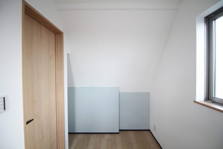 子供部屋としても良さそうです!お日様の光がサンサンと入るお部屋は気持ちがいいですね!