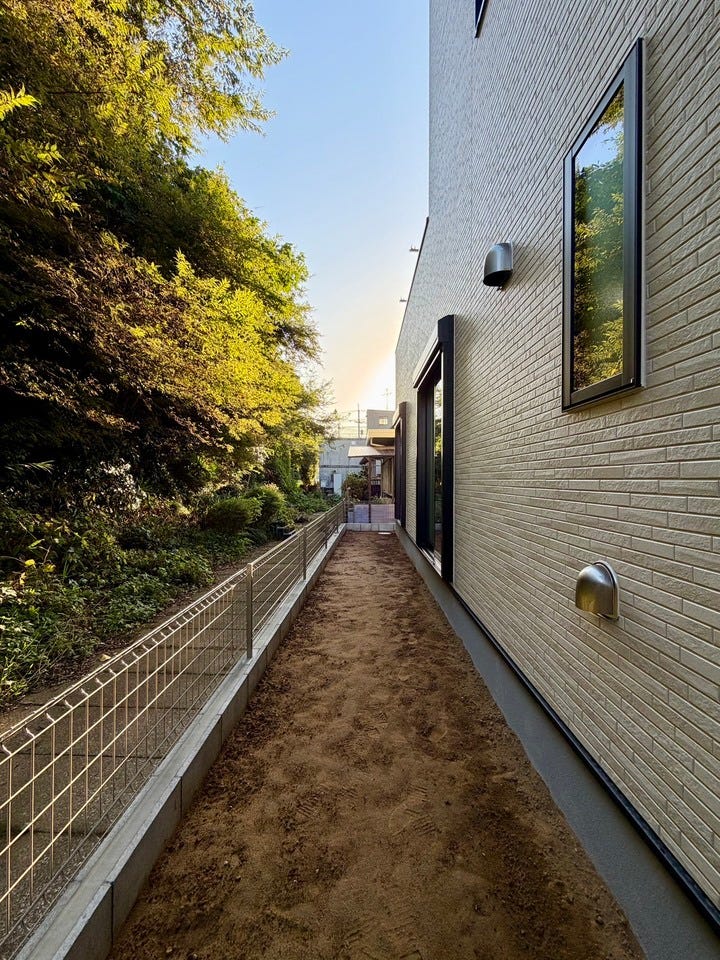 限られたスペースですが、庭もご用意させて頂きました♪