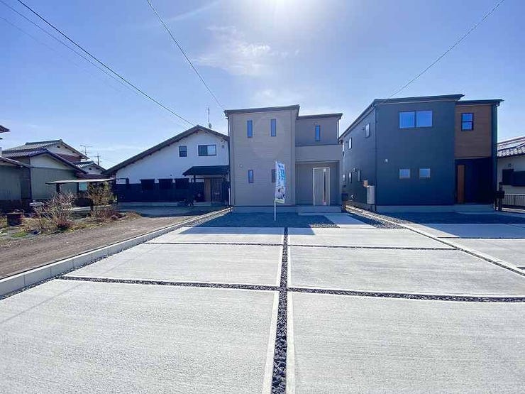 並列駐車3台可!