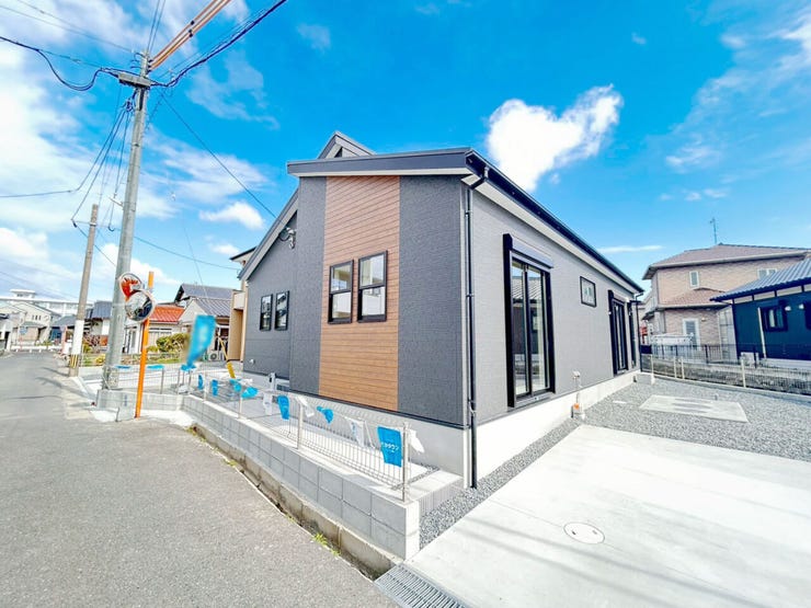 ◆行橋市南大橋4丁目2期2号棟◆日当たり良好◆LDK約18帖◆カウンターキッチン◆和室あり