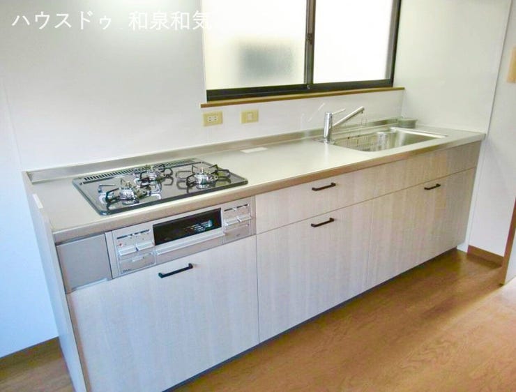 綺麗で使い勝手のいいキッチンです!