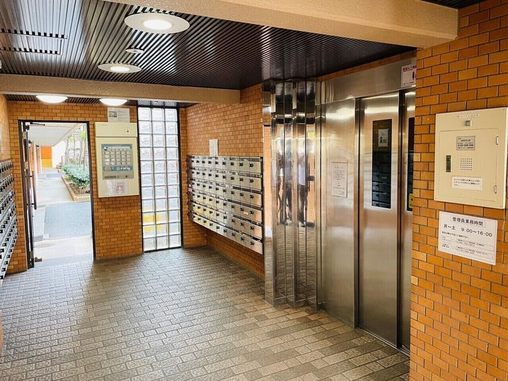 マンションにエレベーターがついているため重い荷物を運ぶのも
楽になります!