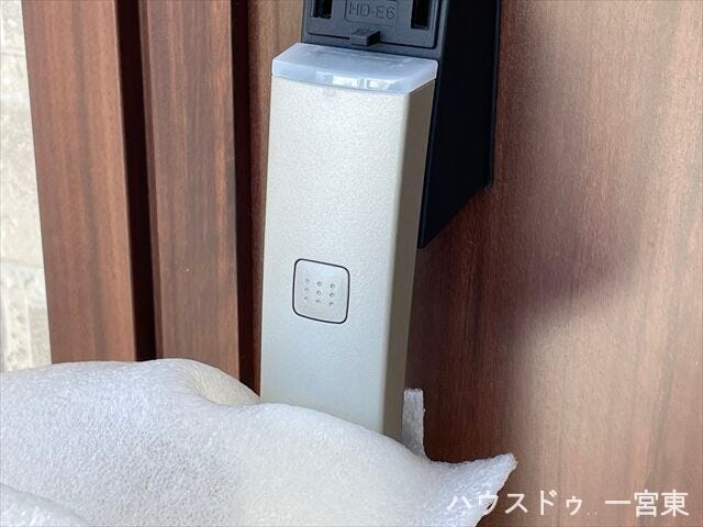 【スマートキー】
重い荷物を持っていてもスムーズに解錠できて便利ですね。