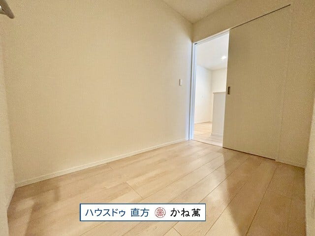 ファミリークローゼットがあるので家族のお洋服をまとめて収納することができます。