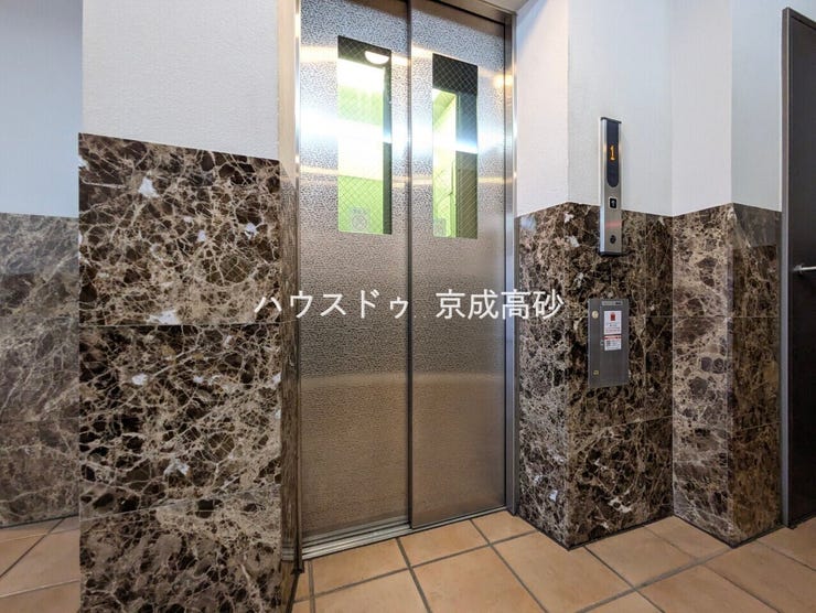 エレベーター1基