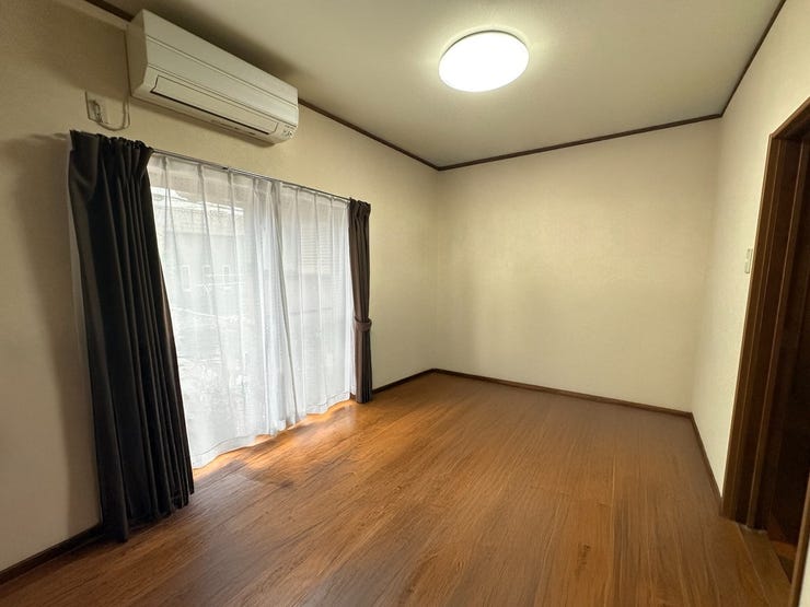 *1階洋室*
※家具削除加工を行っており、写真はイメージです※