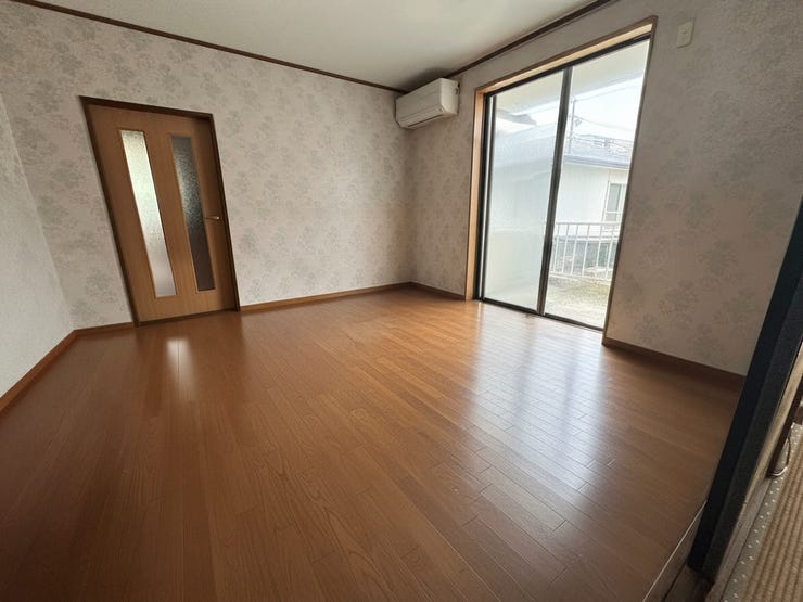 *1階洋室*
※家具削除加工を行っており、写真はイメージです※