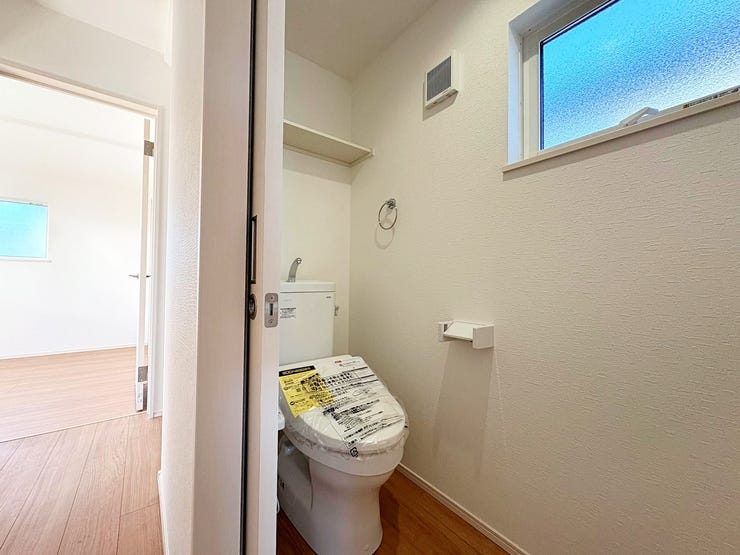 1階と2階にお手洗いがあると、家族が多くても安心です。