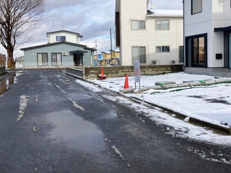 現地(2025年12月)撮影
◎現地案内予約受付中!◎
完成済みですので、ごゆっくりご内覧いただけます。お気軽にお問い合わせくださいませ♪