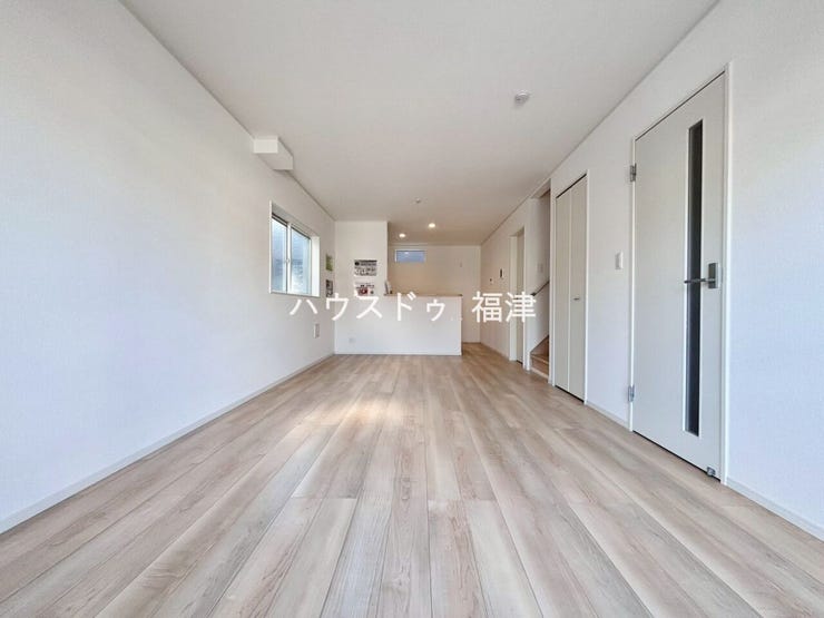 【リビング】
《福岡市東区舞松原6丁目 新築戸建て》