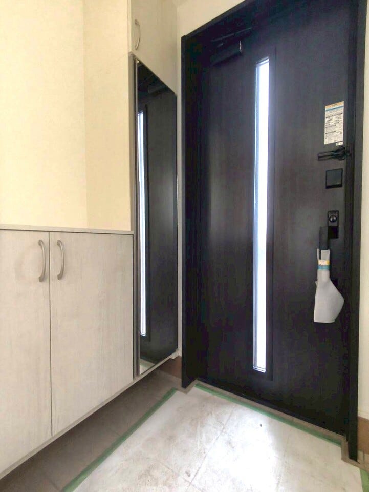 シューズボックス付きで沢山の靴を収納できます