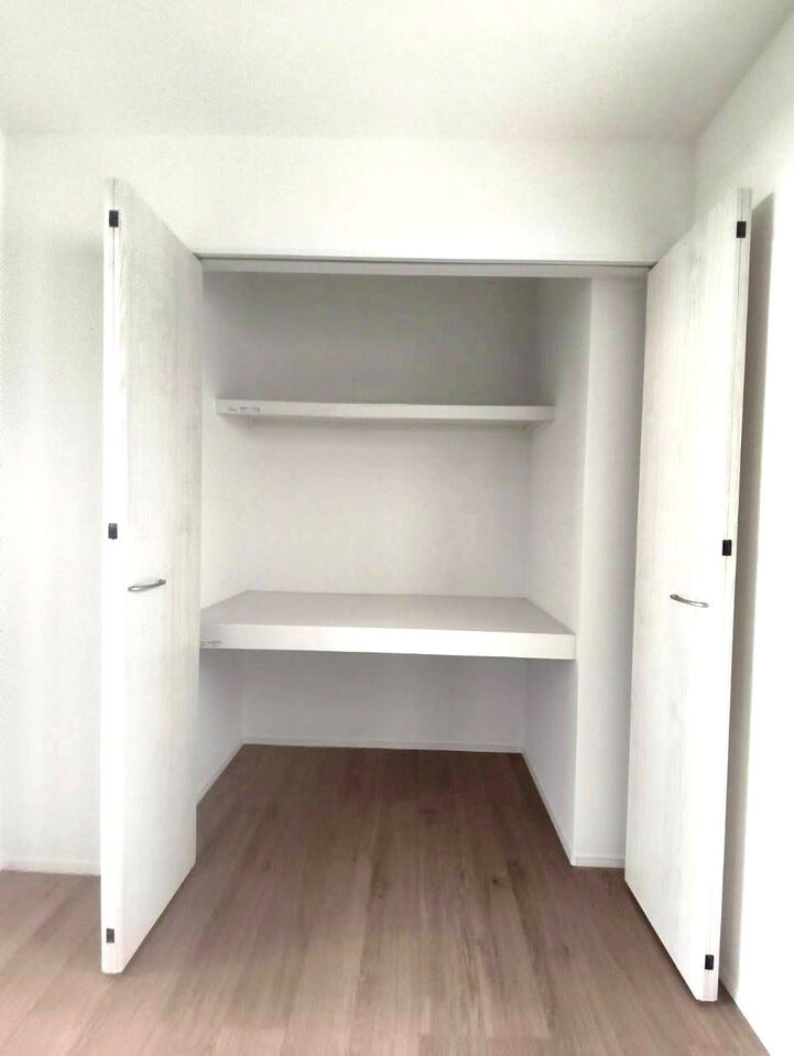 使い勝手の良い3段に分かれている収納スペースです