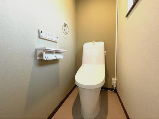 ■2025年10月にリノベーション。シンプルで使いやすく、お手入れもしやすいトイレです。