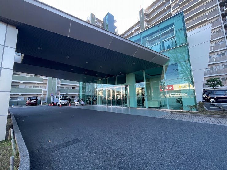 エントランスはこちらです。