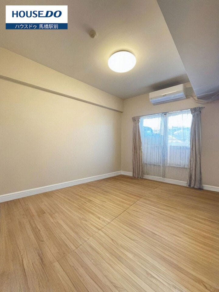 CGにより家財等を消している画像です
和室に洋風フロアマットを敷いております。